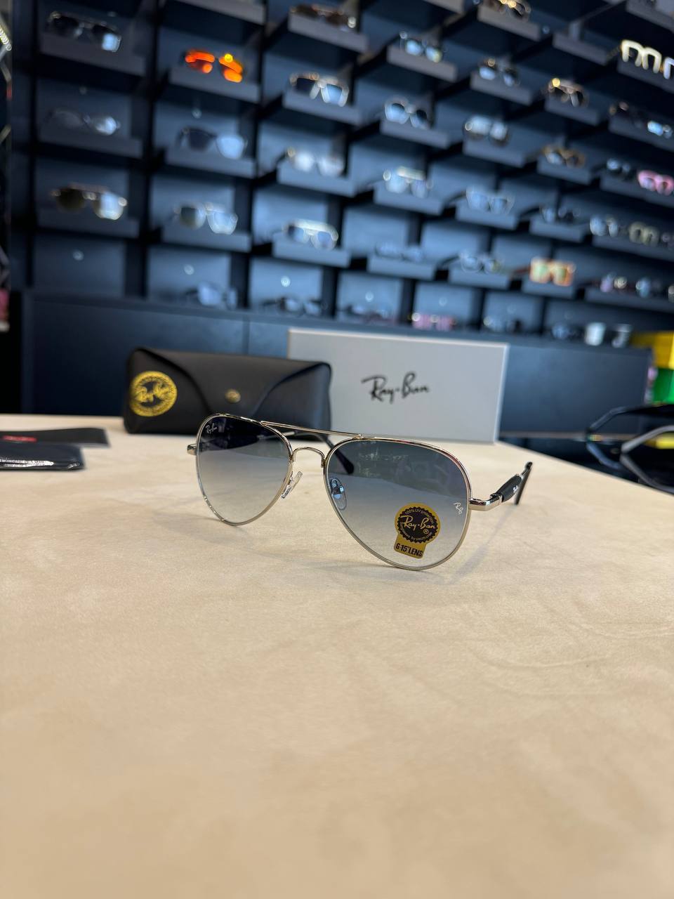 Ray Ban- RB03