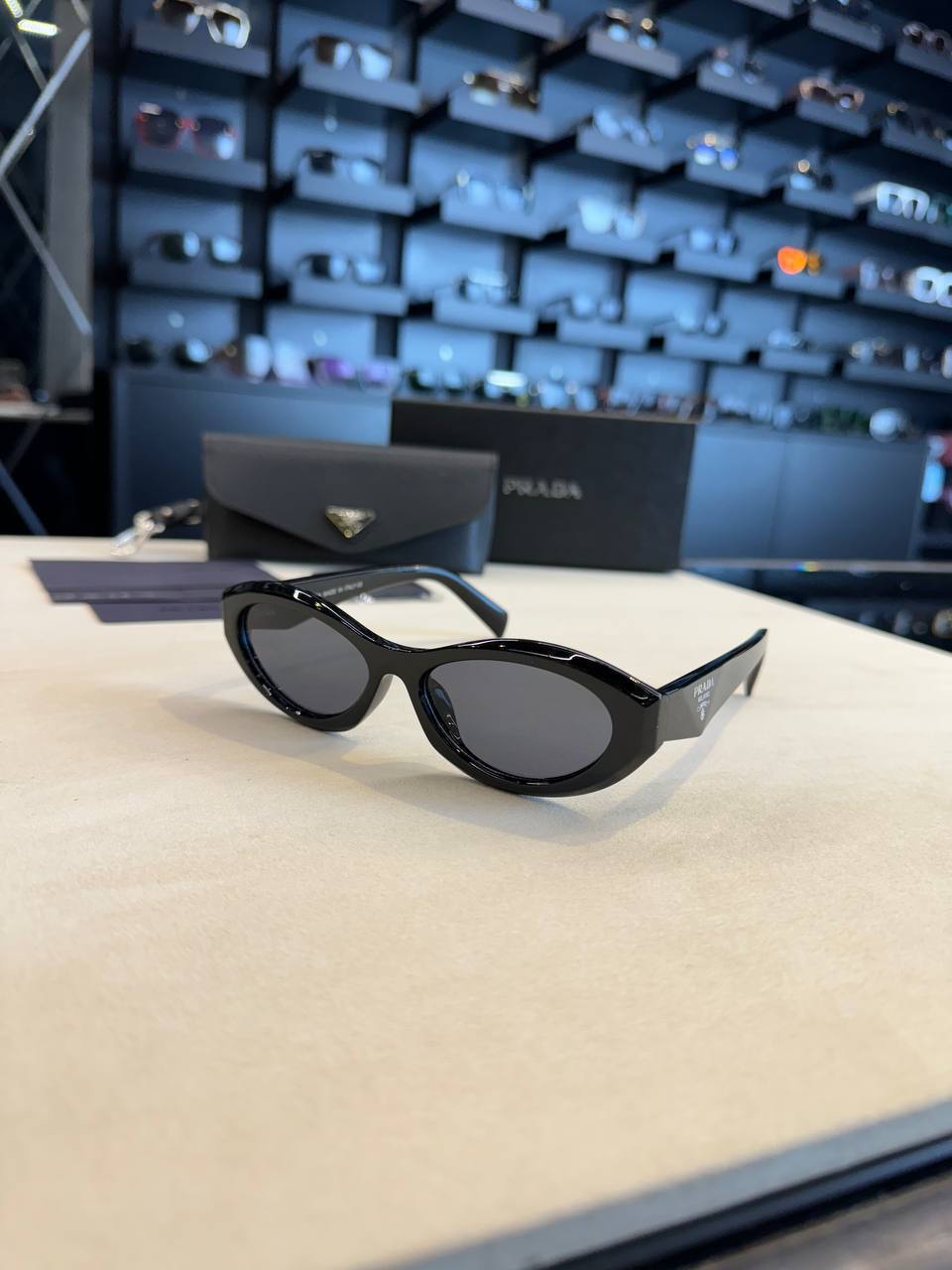 Prada - PD18