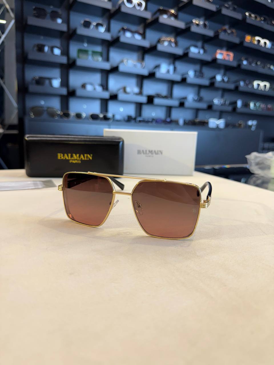 BALMAIN-03