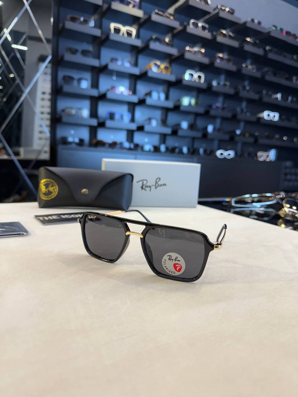 Ray Ban- RB12