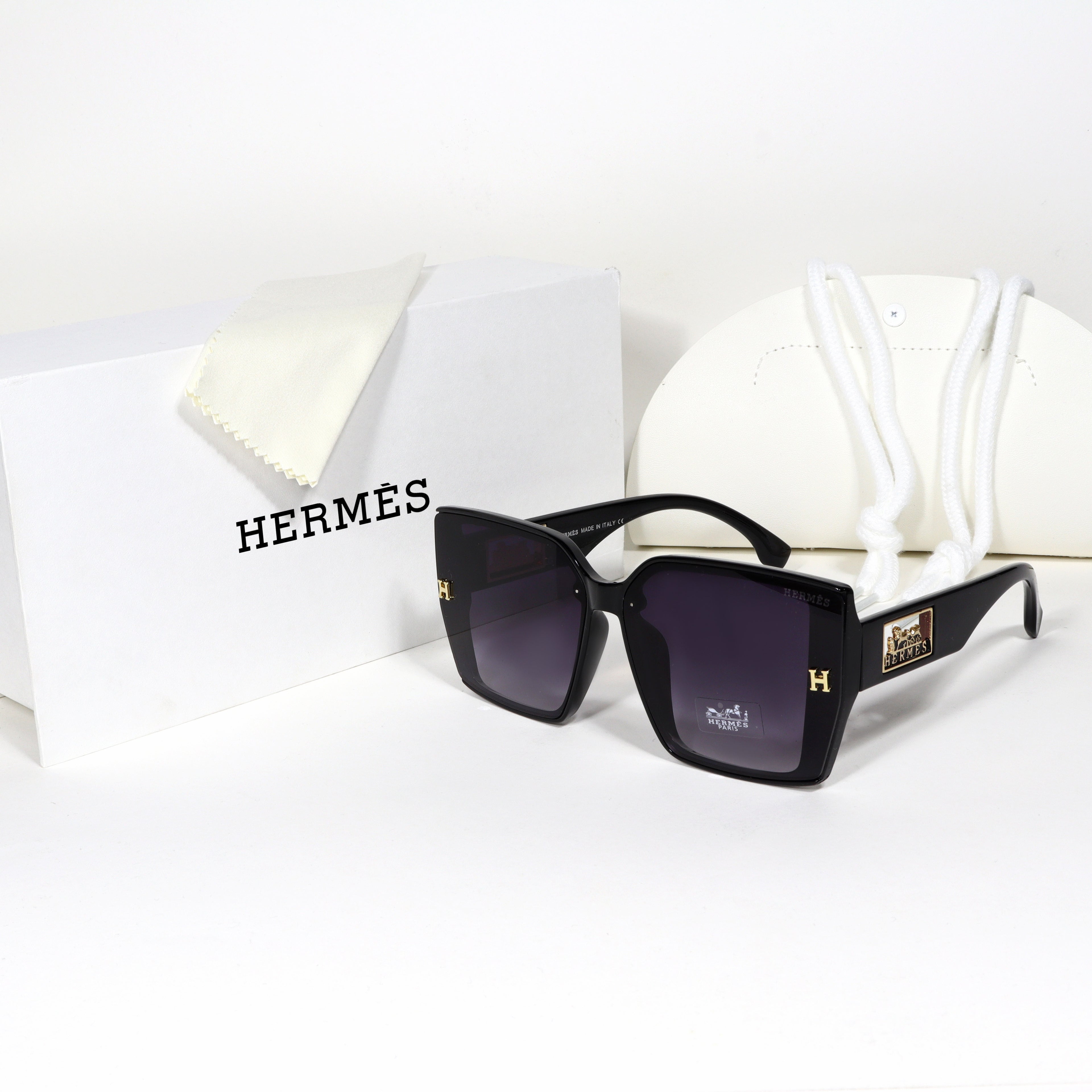 Hermes - HR01