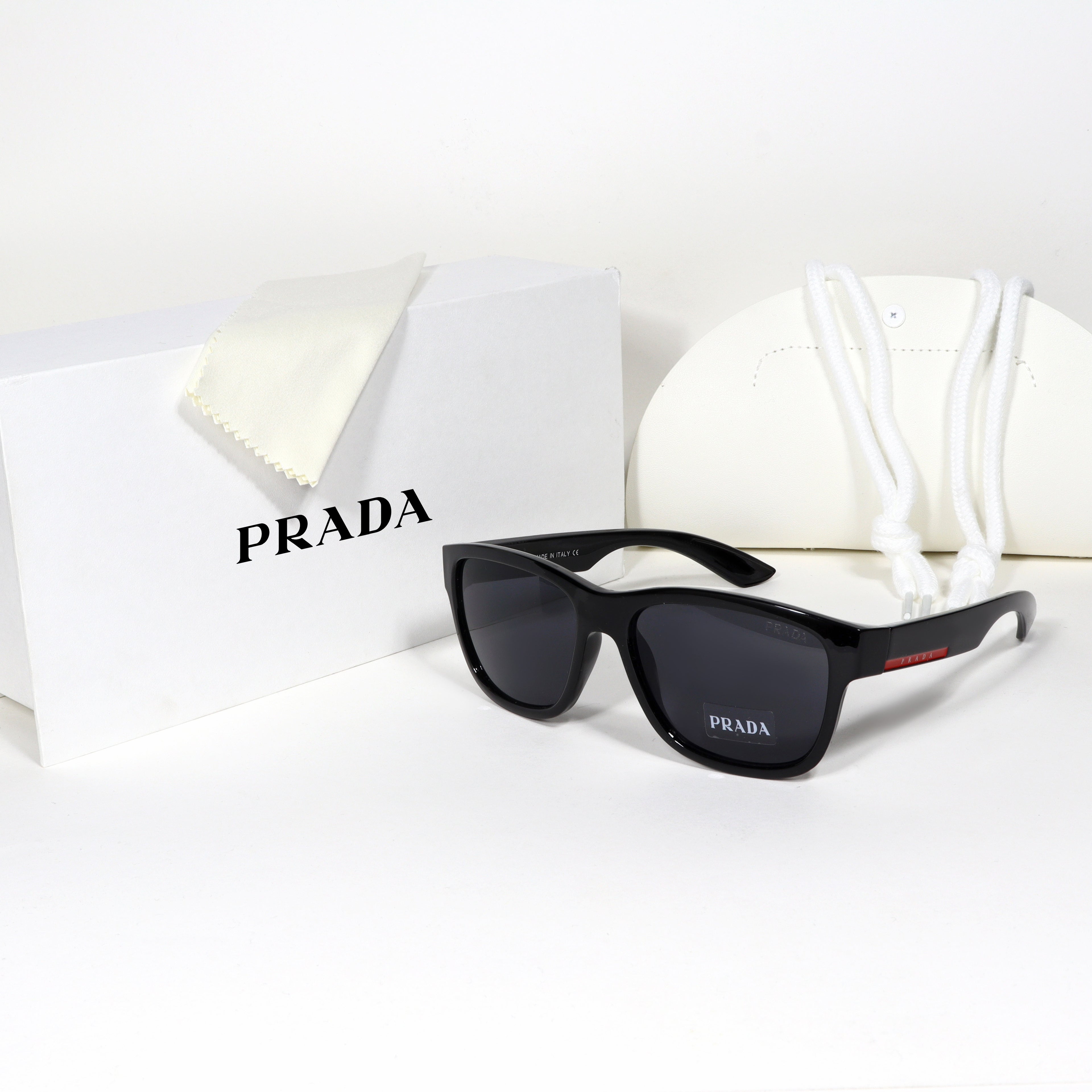Prada - PD05