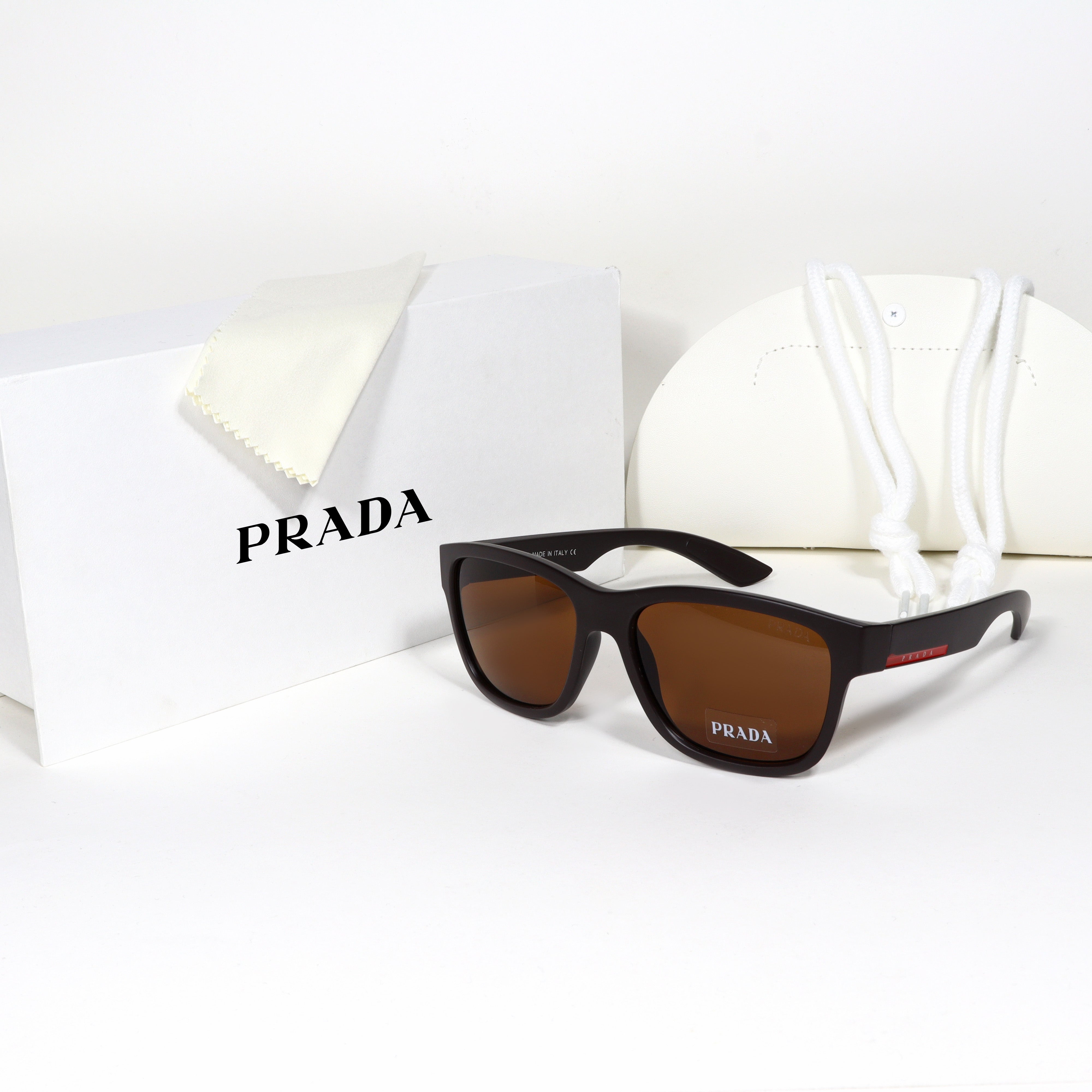 Prada - PD10